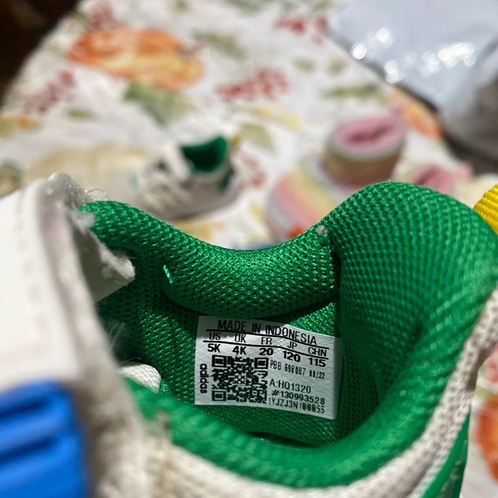 Adidas Sneakers with Green and Blue Accents - Picture 2 of 5